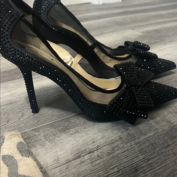 Jessica Simpson Black Heels with Bow and Sequin detail. Perfect holiday heels! - Picture 5 of 5